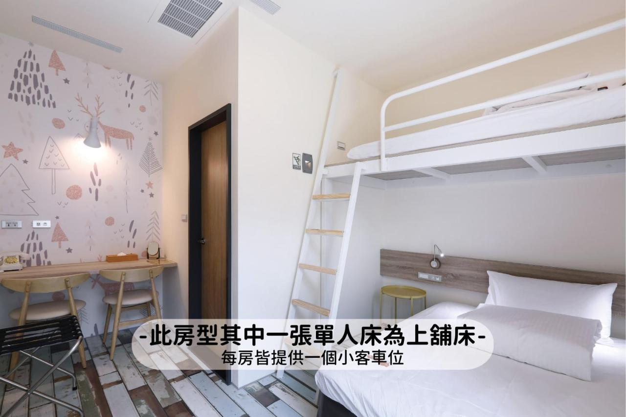 Mini Hotels Тайчжун Экстерьер фото