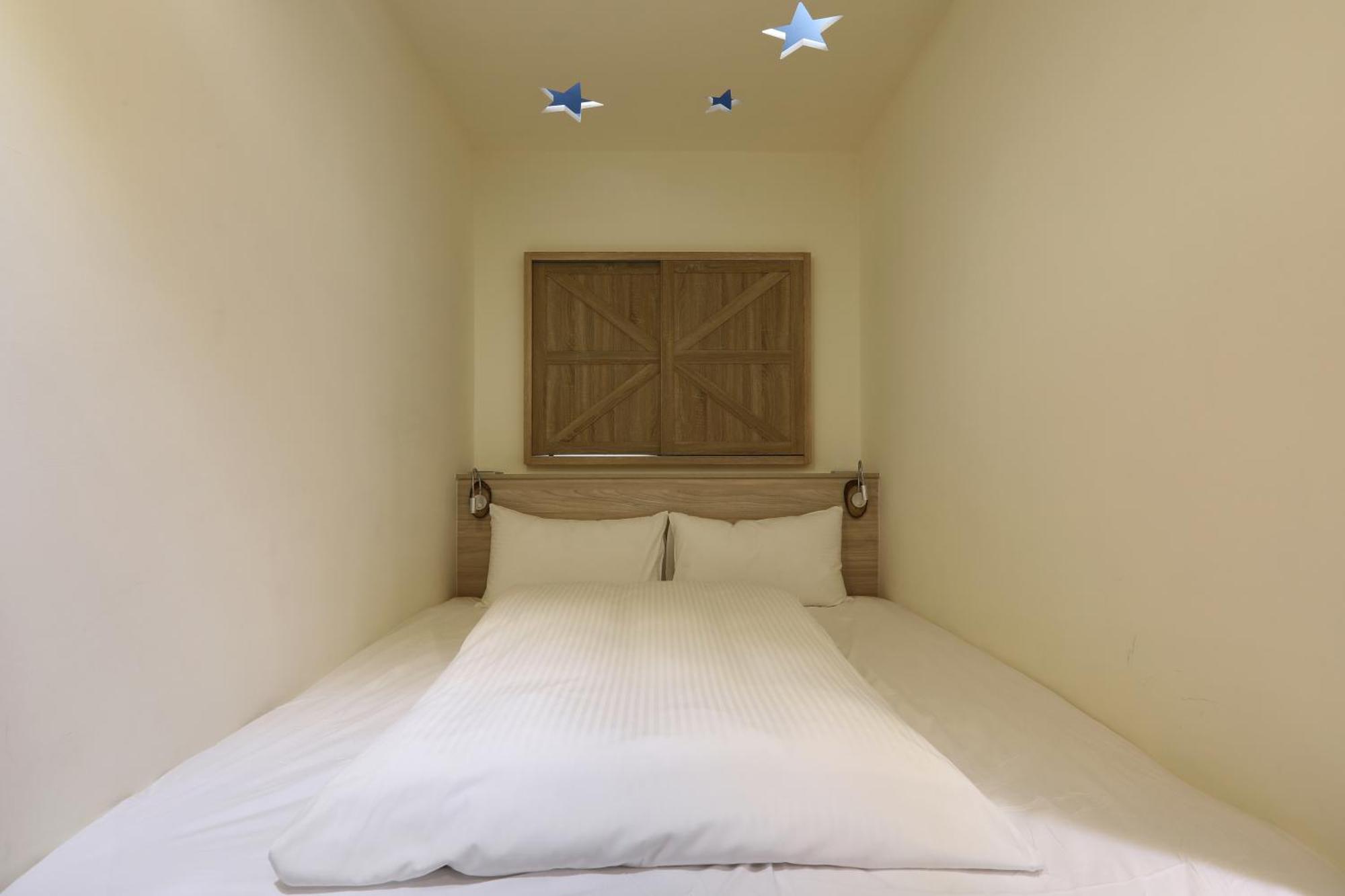 Mini Hotels Тайчжун Экстерьер фото