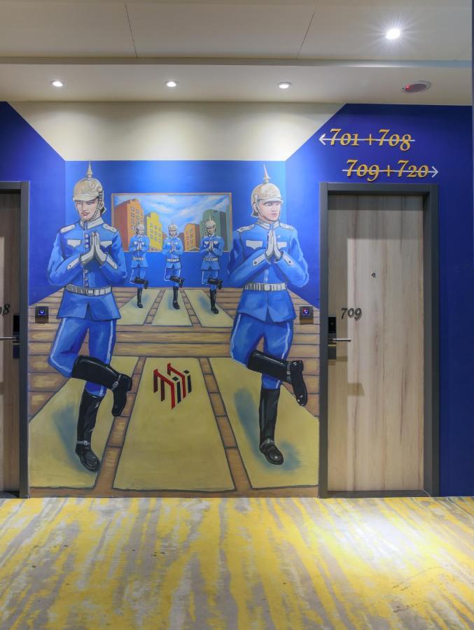 Mini Hotels Тайчжун Экстерьер фото